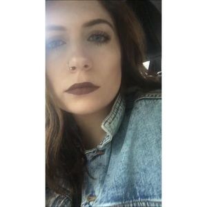 Meet your Posher, Kaylekaylee